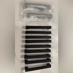 Matte Black Rectangular Drawer Pulls - Set of 11